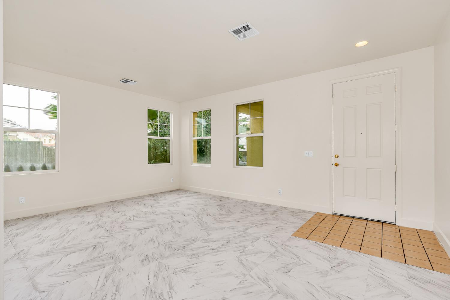 Los Banos, California 93635, United States, 4 Bedrooms Bedrooms, ,3 BathroomsBathrooms,Residential,Active,245790