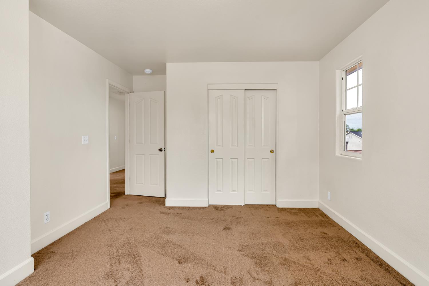 Los Banos, California 93635, United States, 4 Bedrooms Bedrooms, ,3 BathroomsBathrooms,Residential,Active,245790