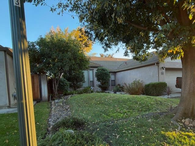 3436 Des Moines Drive