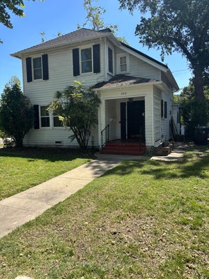 208 W KNOLES WAY, STOCKTON, CA 95204 - Image 5096c3df70fa7bca1ddfddfb3dc20e26/2218437943