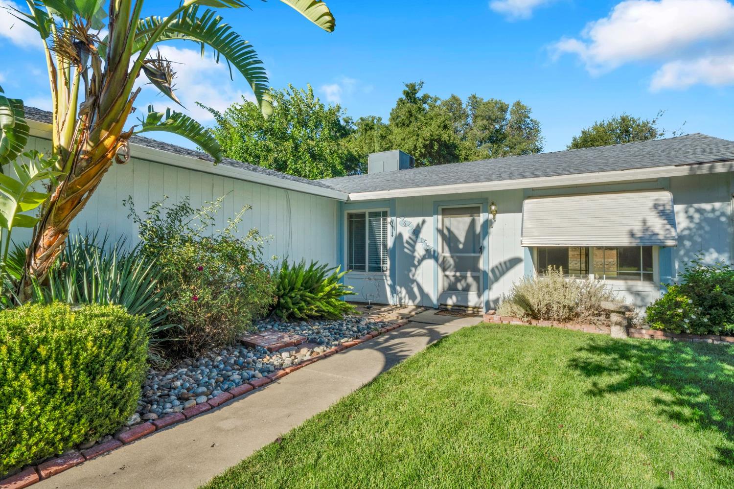 6810 Blue Duck Way