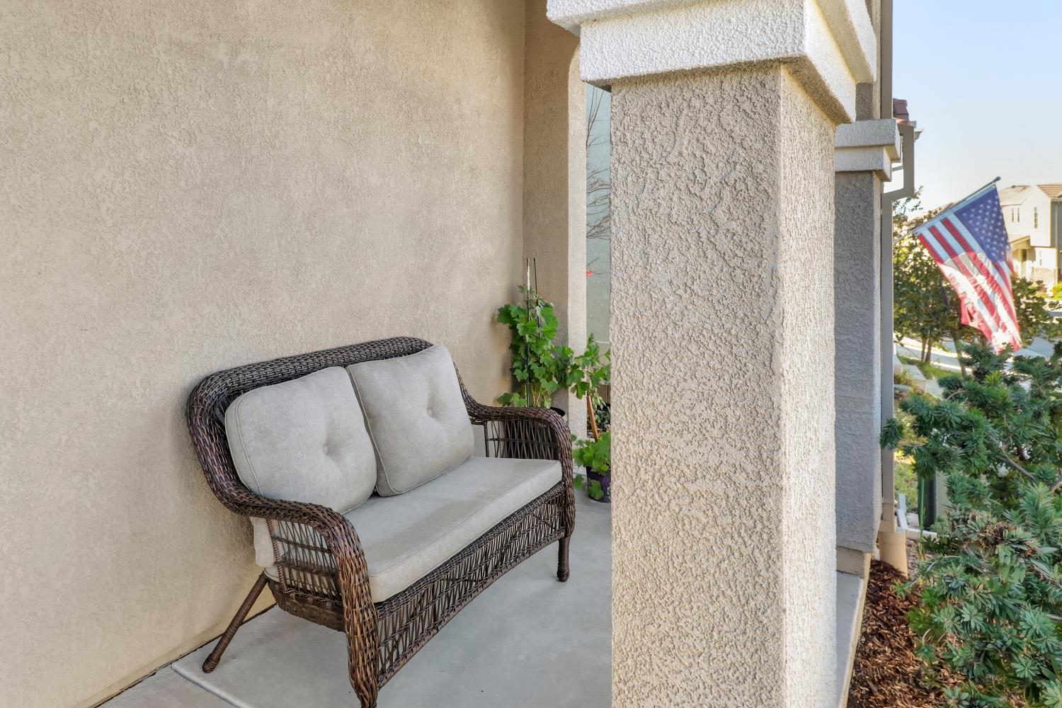 1620 Viburnum Lane