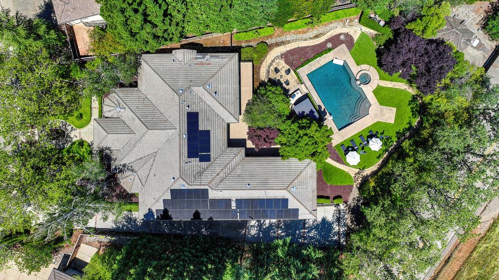 2213 Cardiff Circle