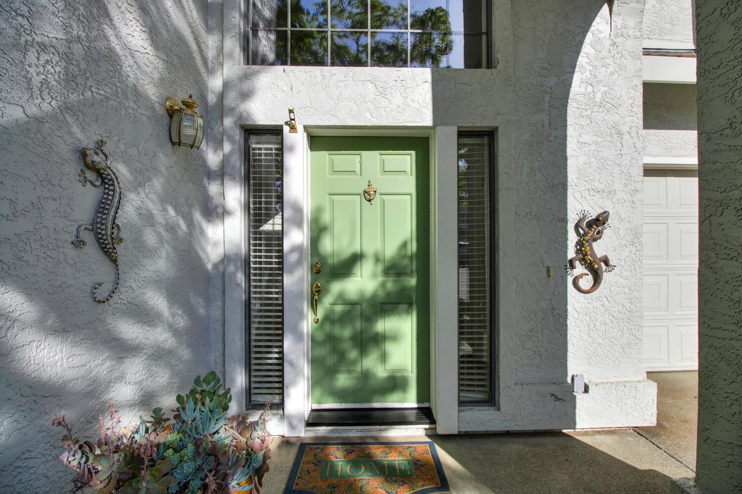 2227 Humboldt Avenue