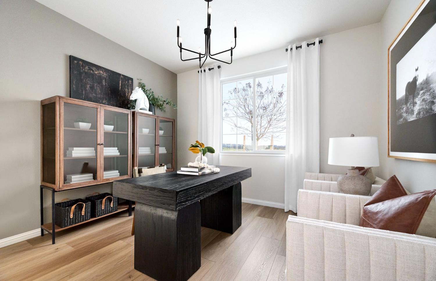 817 Sun Pillar Court