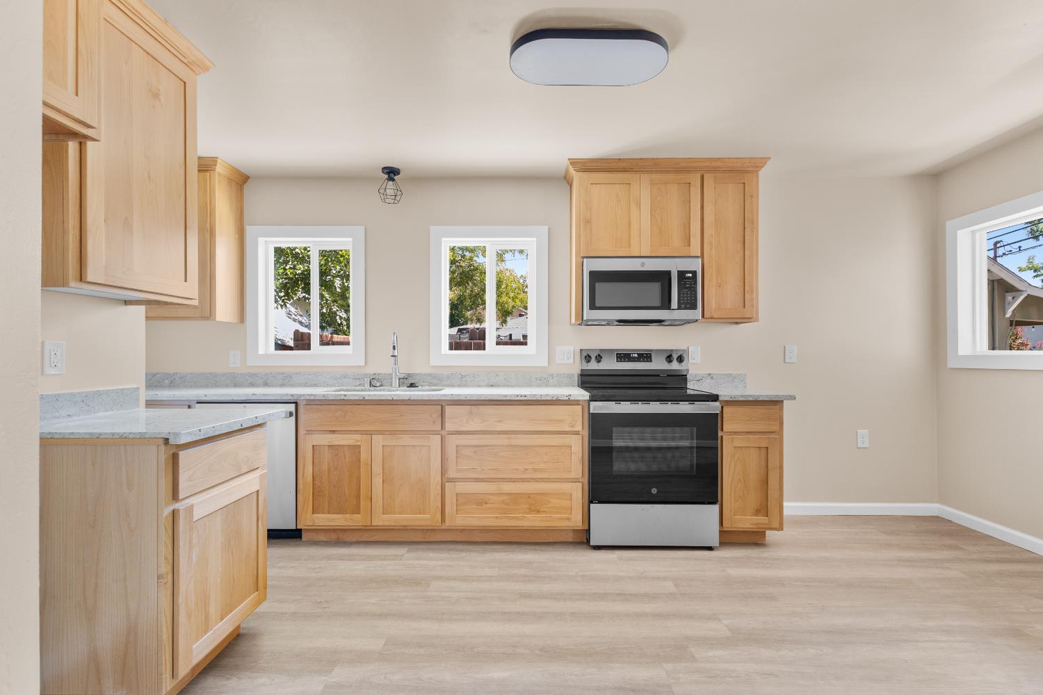 308 6th Street