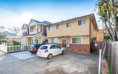 2208 25th Street Sacramento CA 95818