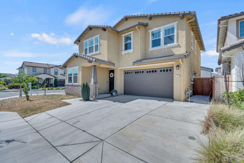 2 Linnea Court