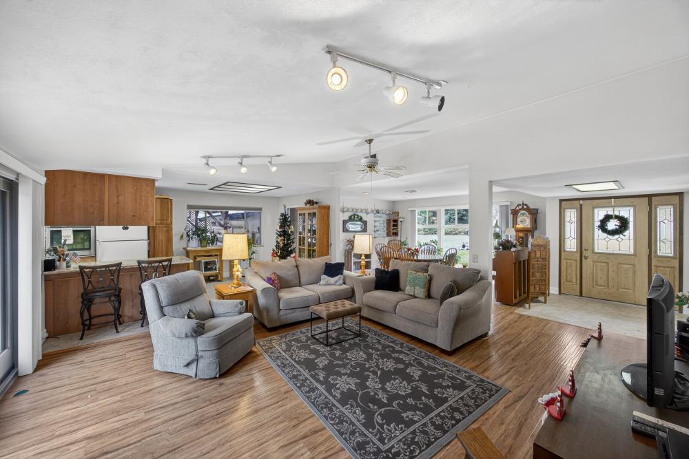 3001 Merrywood Circle