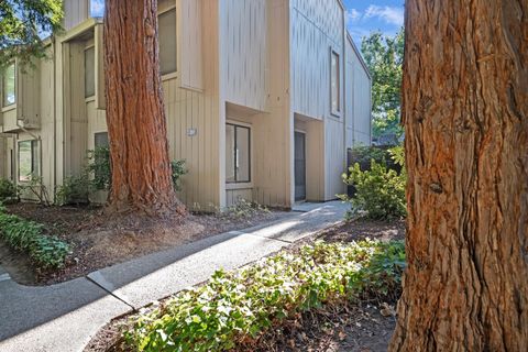 26 Adelphi Court Sacramento CA 95825