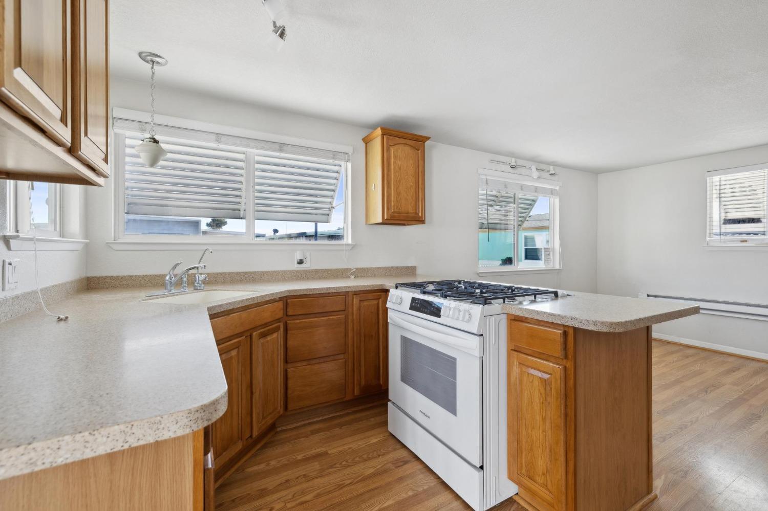 8282 Murray Ave 86