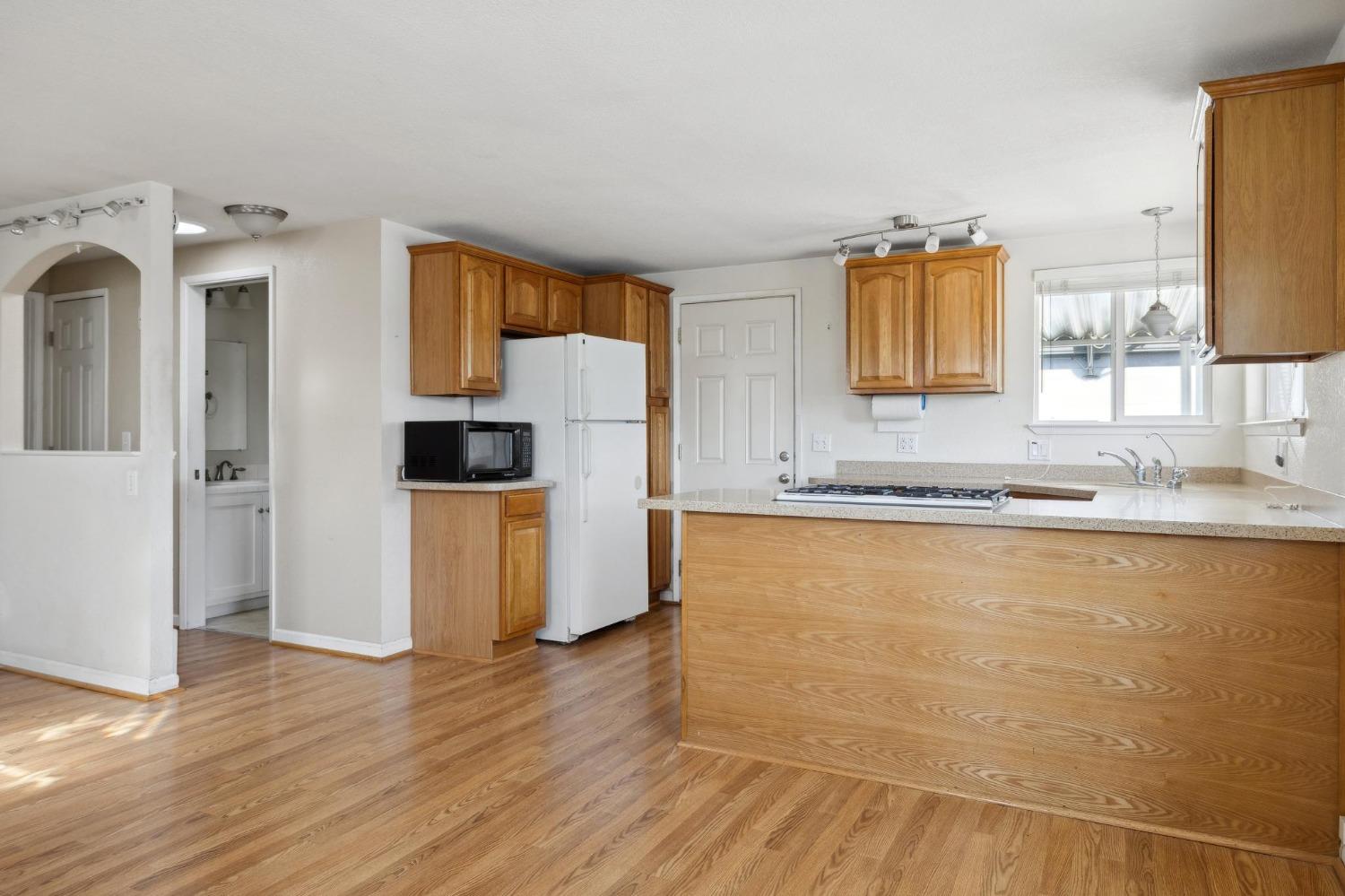 8282 Murray Ave 86