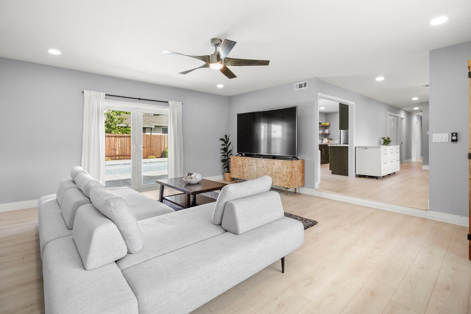 5250 Sonora Way