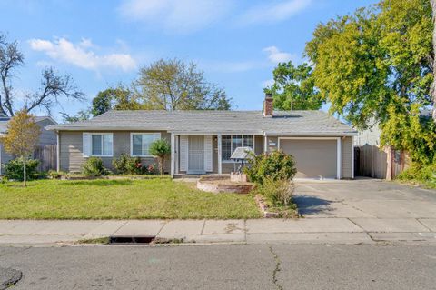 4525 Goya Parkway, Sacramento, CA 95823 - MLS#: 225041314