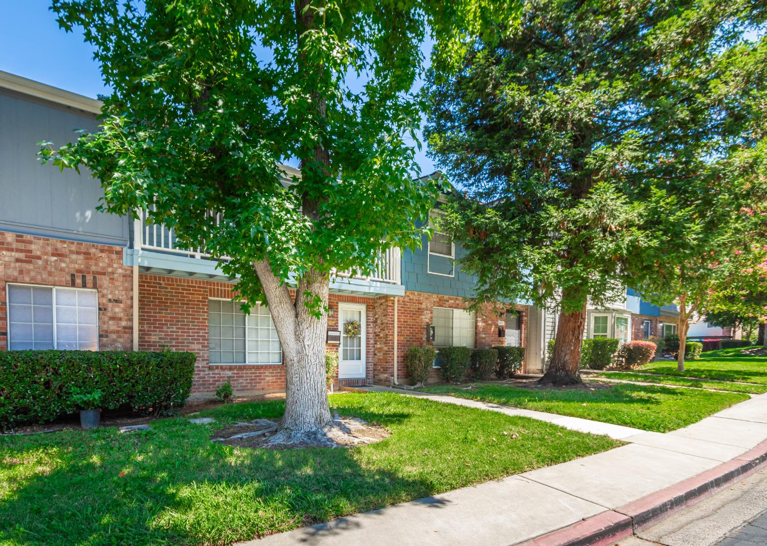 3987 Oak Villa Circle