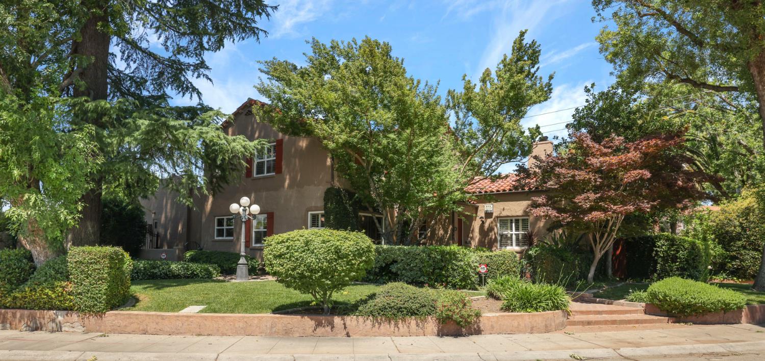949 S Country Club Boulevard