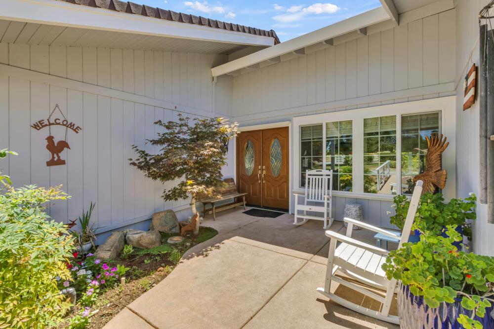 3340 Lariat Drive