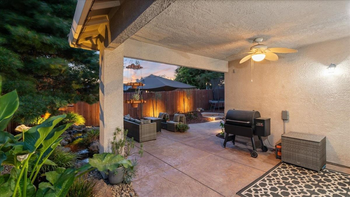 4028 Hunter Oaks Lane