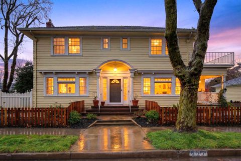 521 W Pine Lodi CA 95240