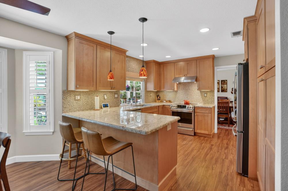 5221 Fairway Court