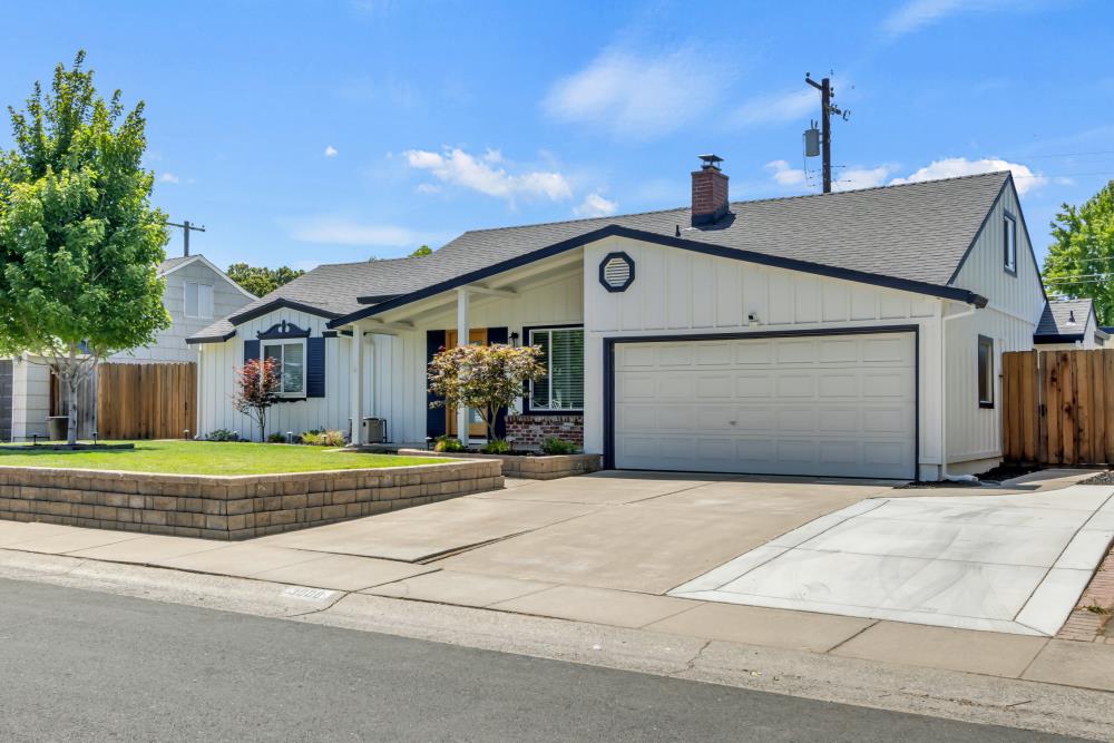 3008 El Prado Way