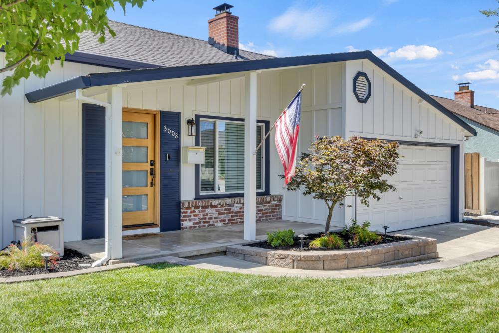 3008 El Prado Way