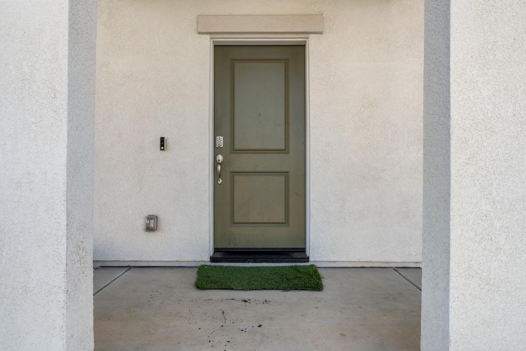 Photo of 7664 Walpole Way, Elk Grove, CA 95758 (MLS # 226030404)