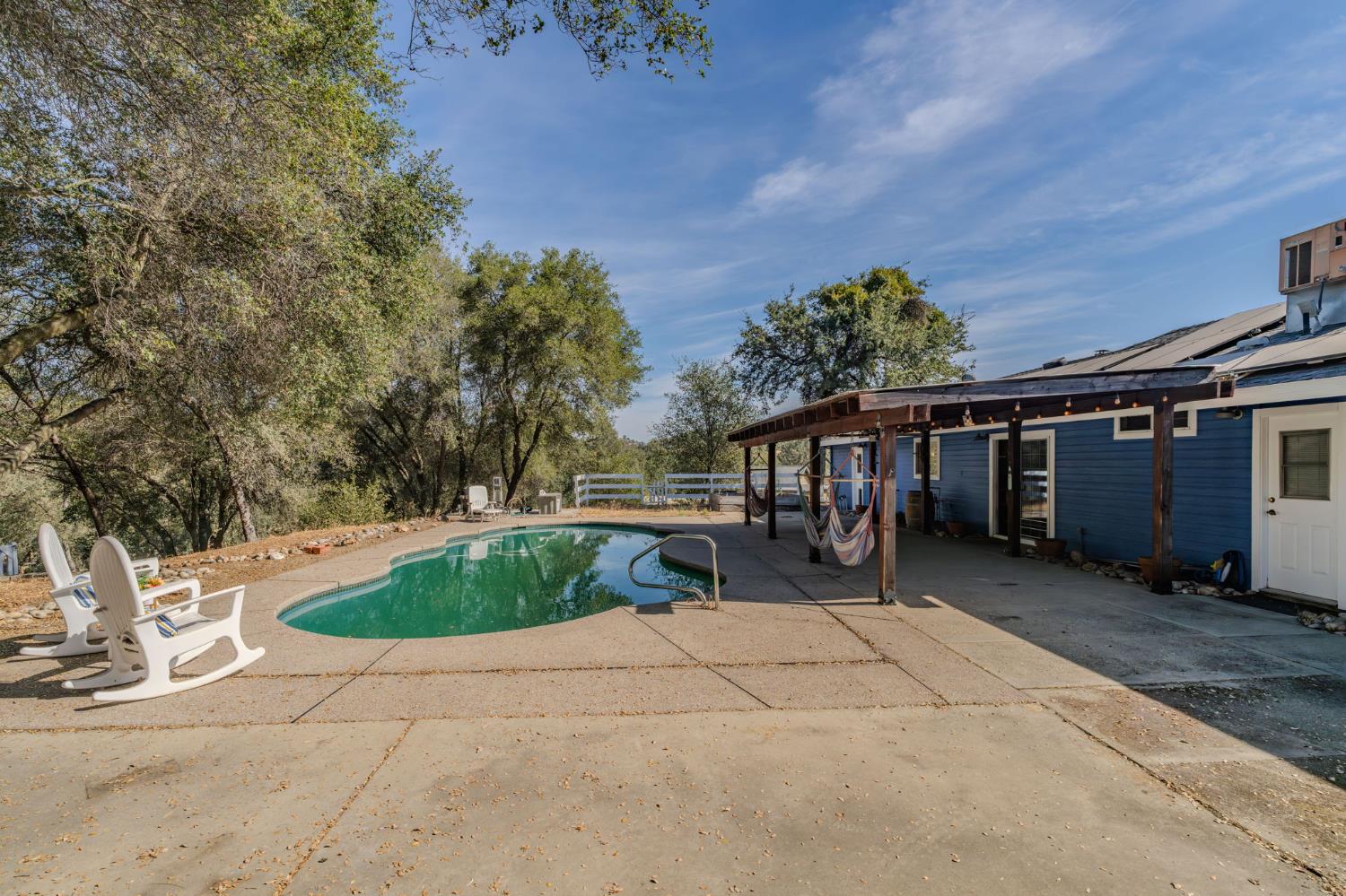 4002 Farris Drive