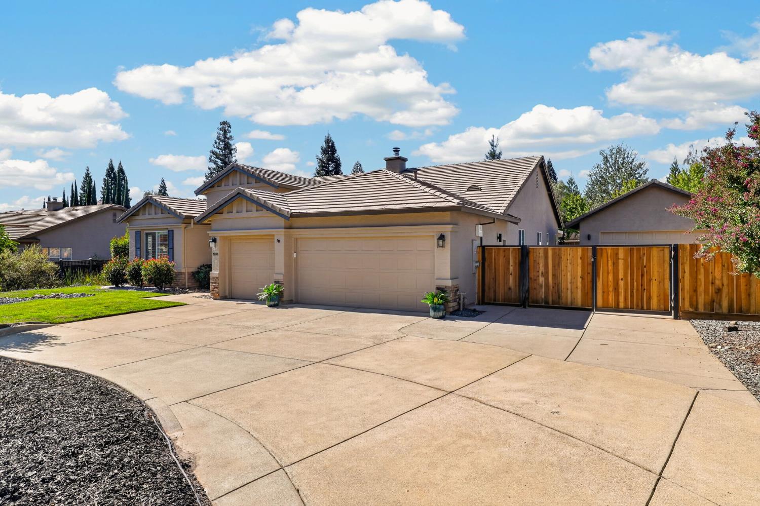 2108 Summer Drive
