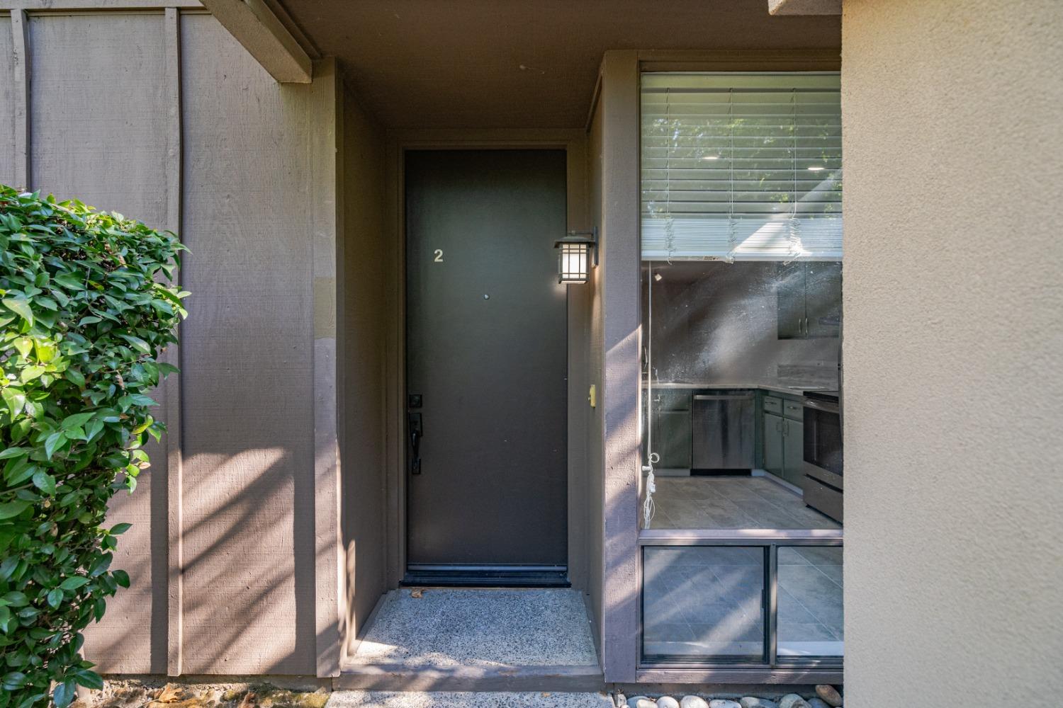 2290 Woodside Lane 2