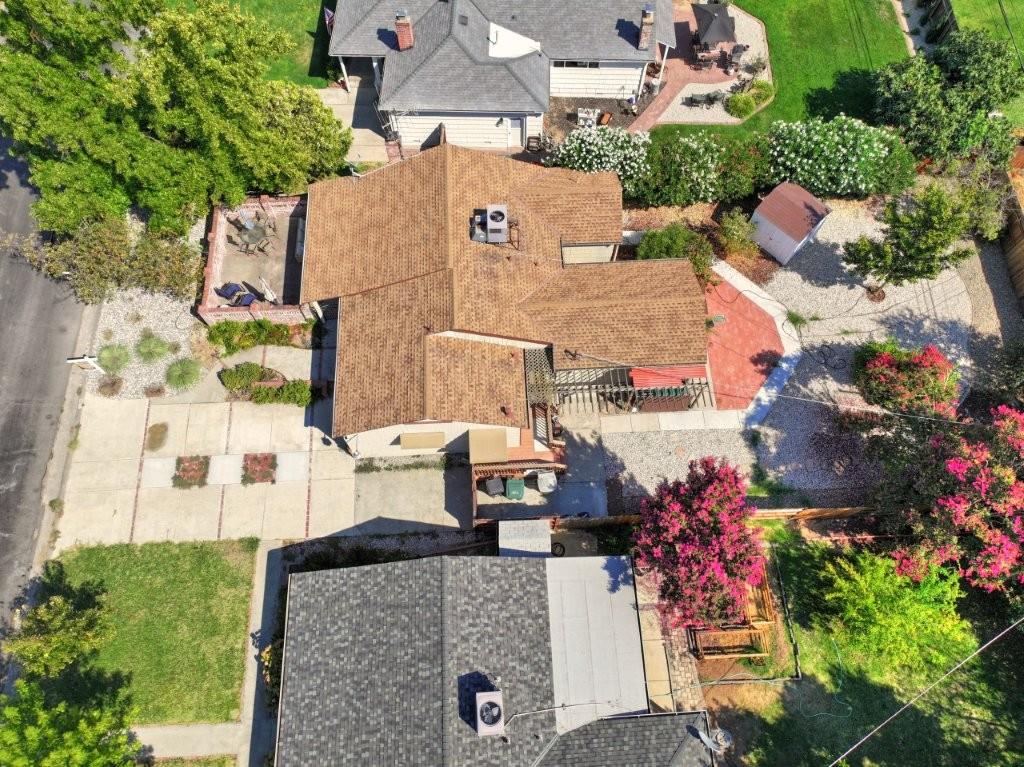 4000 LUSK Drive