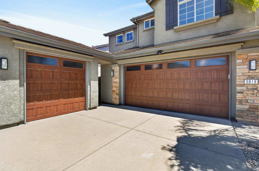 9818 Black Swan Drive
