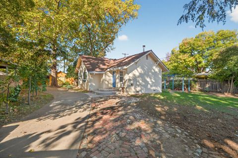 4951 Hemlock Street Sacramento CA 95841
