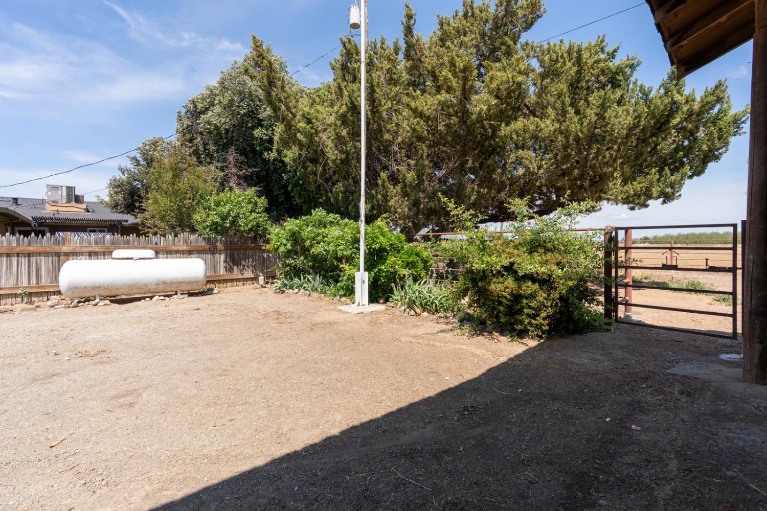 Gustine, California 95322, United States, 3 Bedrooms Bedrooms, ,3 BathroomsBathrooms,Residential,Active,127499