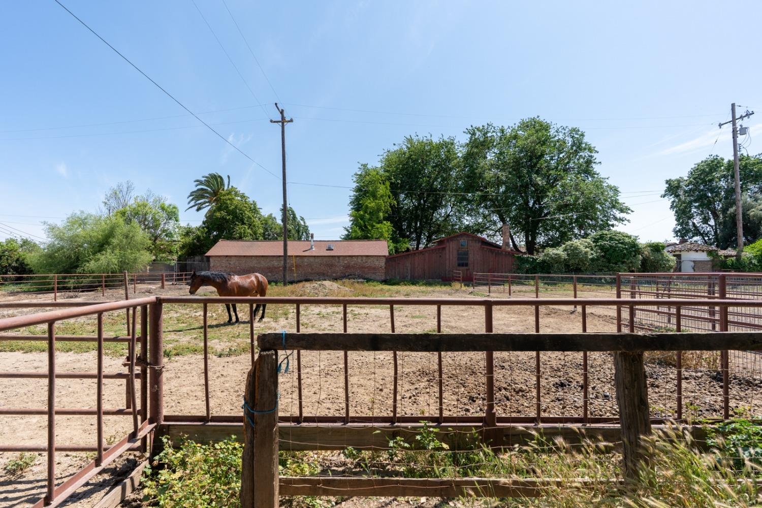 Gustine, California 95322, United States, 3 Bedrooms Bedrooms, ,3 BathroomsBathrooms,Residential,Active,127499