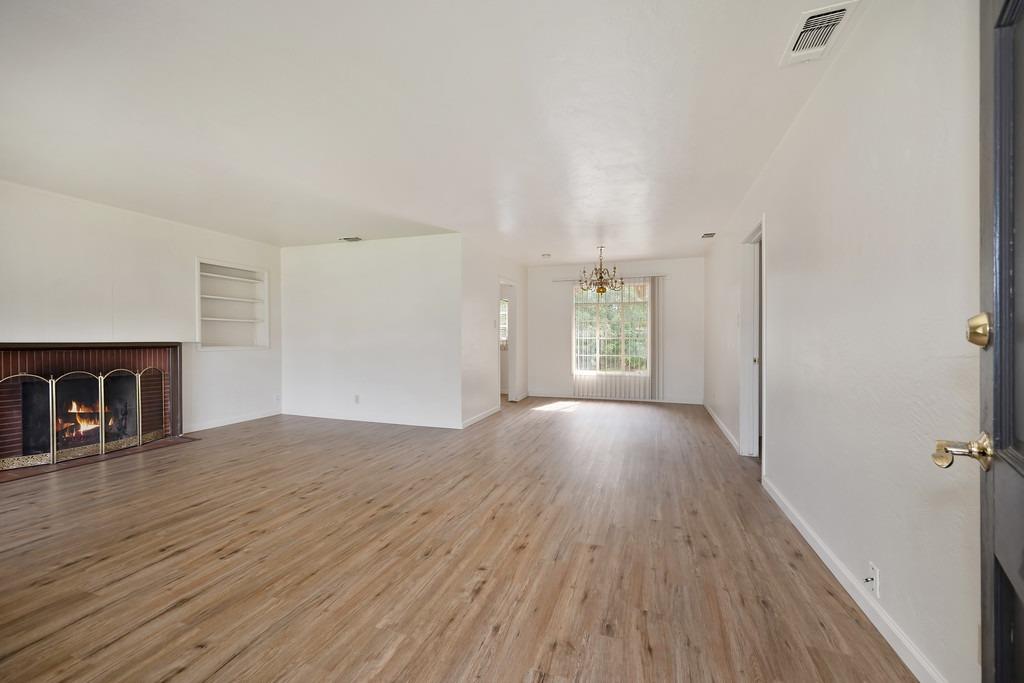 2442 Meadowbrook Road