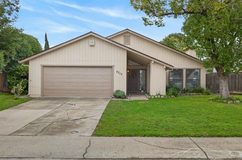 7717 VALLEY WOOD Drive Sacramento CA 95828