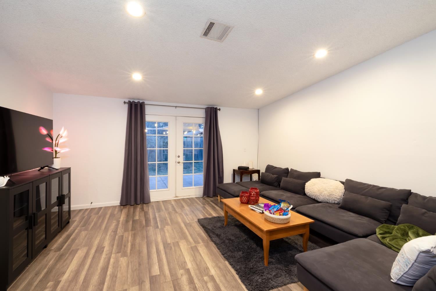 6130 Rumford