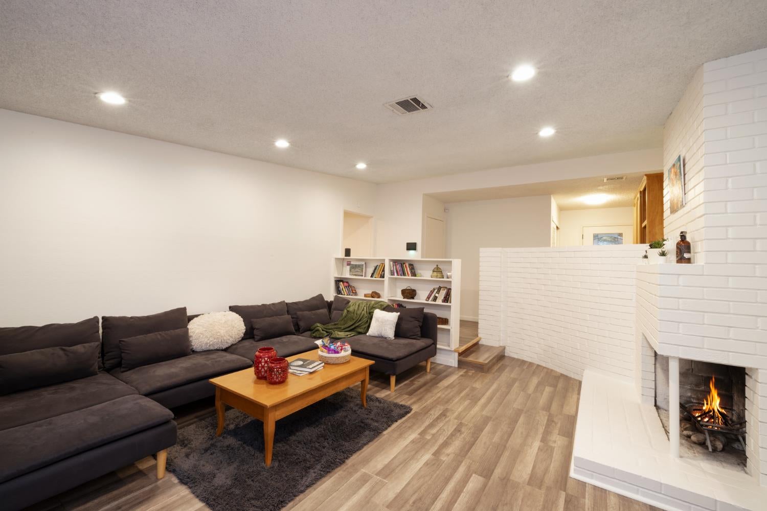 6130 Rumford