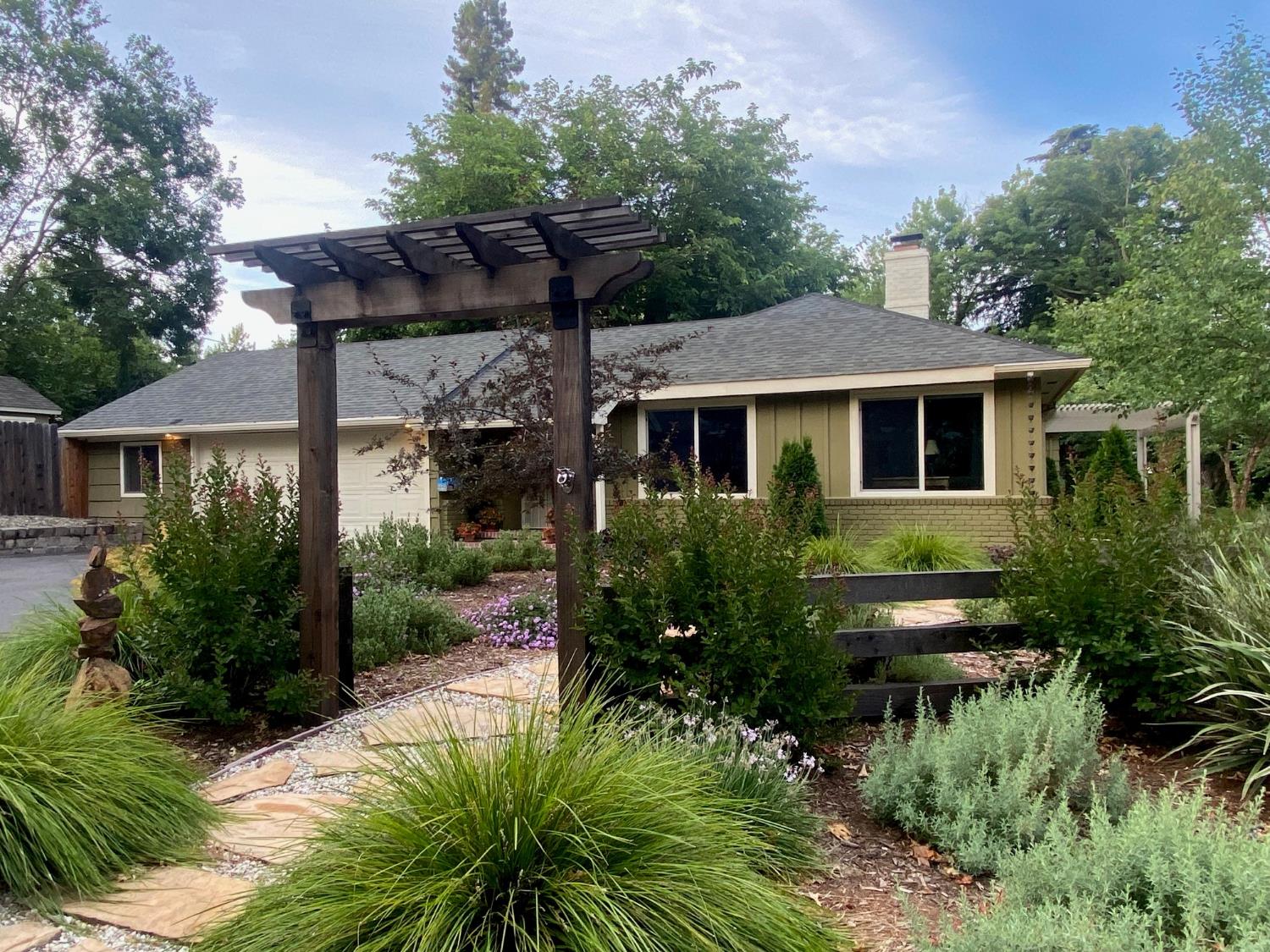 6200 Mahala Drive
