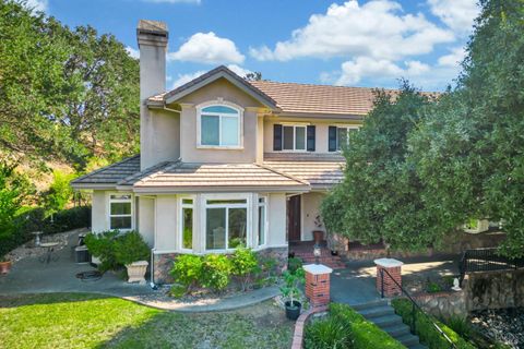 2054 Pinecrest Court, Vacaville, CA 95688 - MLS#: 323904982