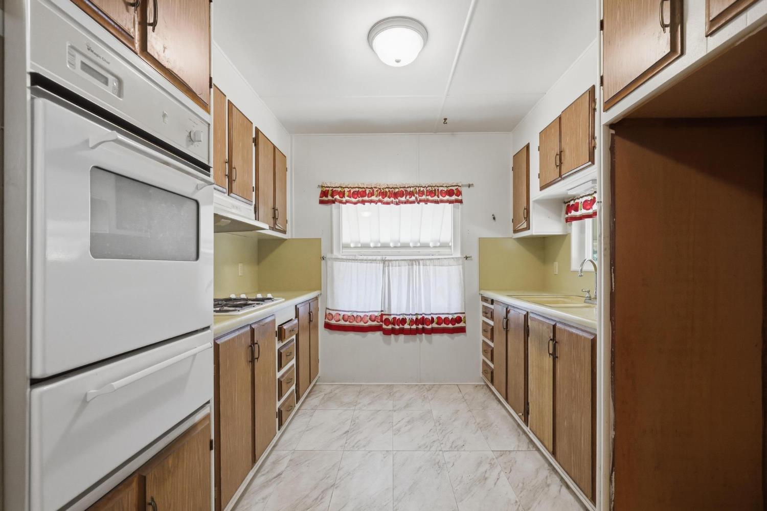 1047 14th Street 52