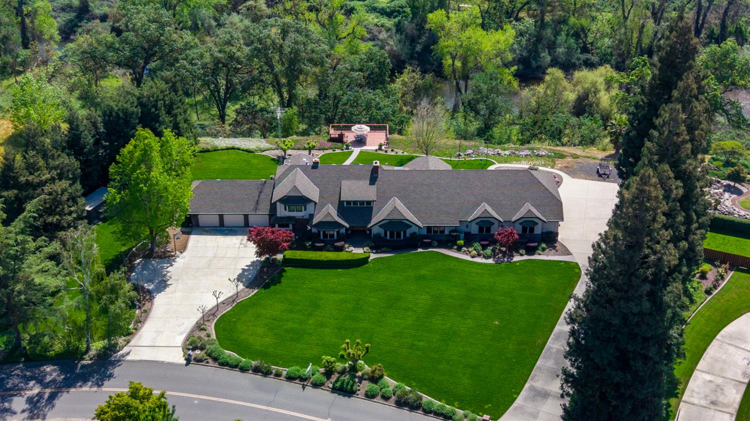 9000 Oak View Dr, Oakdale, CA, 95361, USA, 3 Bedrooms Bedrooms, ,4 BathroomsBathrooms,Residential,Active,9000 Oak View Dr,226038885