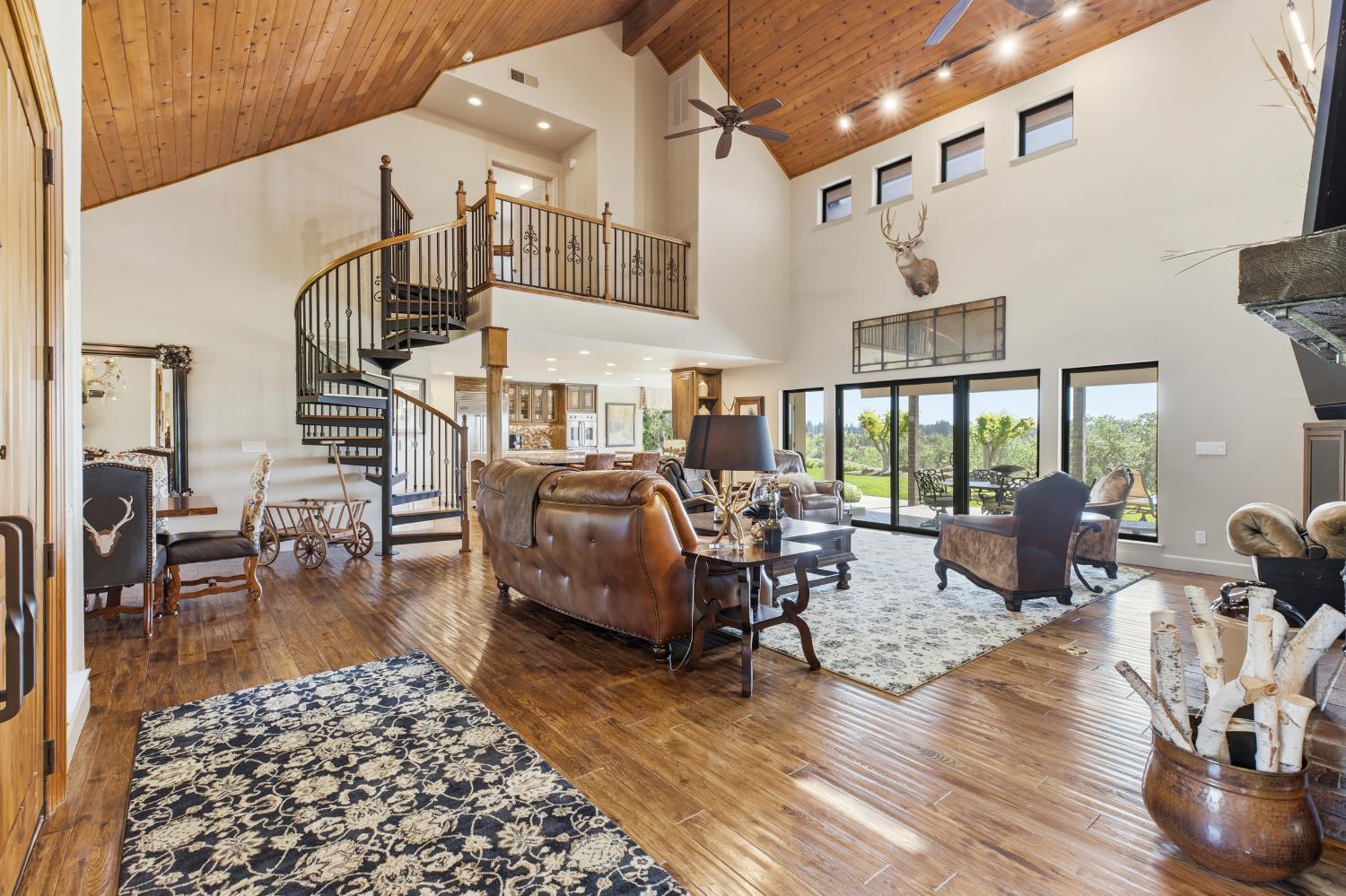 9000 Oak View Dr, Oakdale, CA, 95361, USA, 3 Bedrooms Bedrooms, ,4 BathroomsBathrooms,Residential,Active,9000 Oak View Dr,226038885