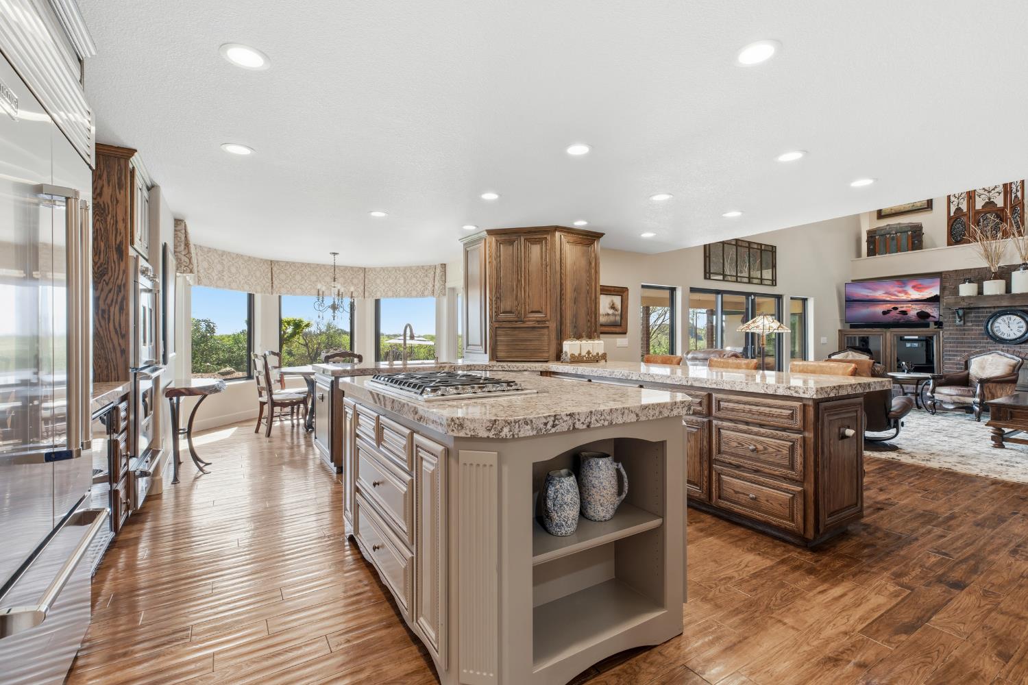 9000 Oak View Dr, Oakdale, CA, 95361, USA, 3 Bedrooms Bedrooms, ,4 BathroomsBathrooms,Residential,Active,9000 Oak View Dr,226038885