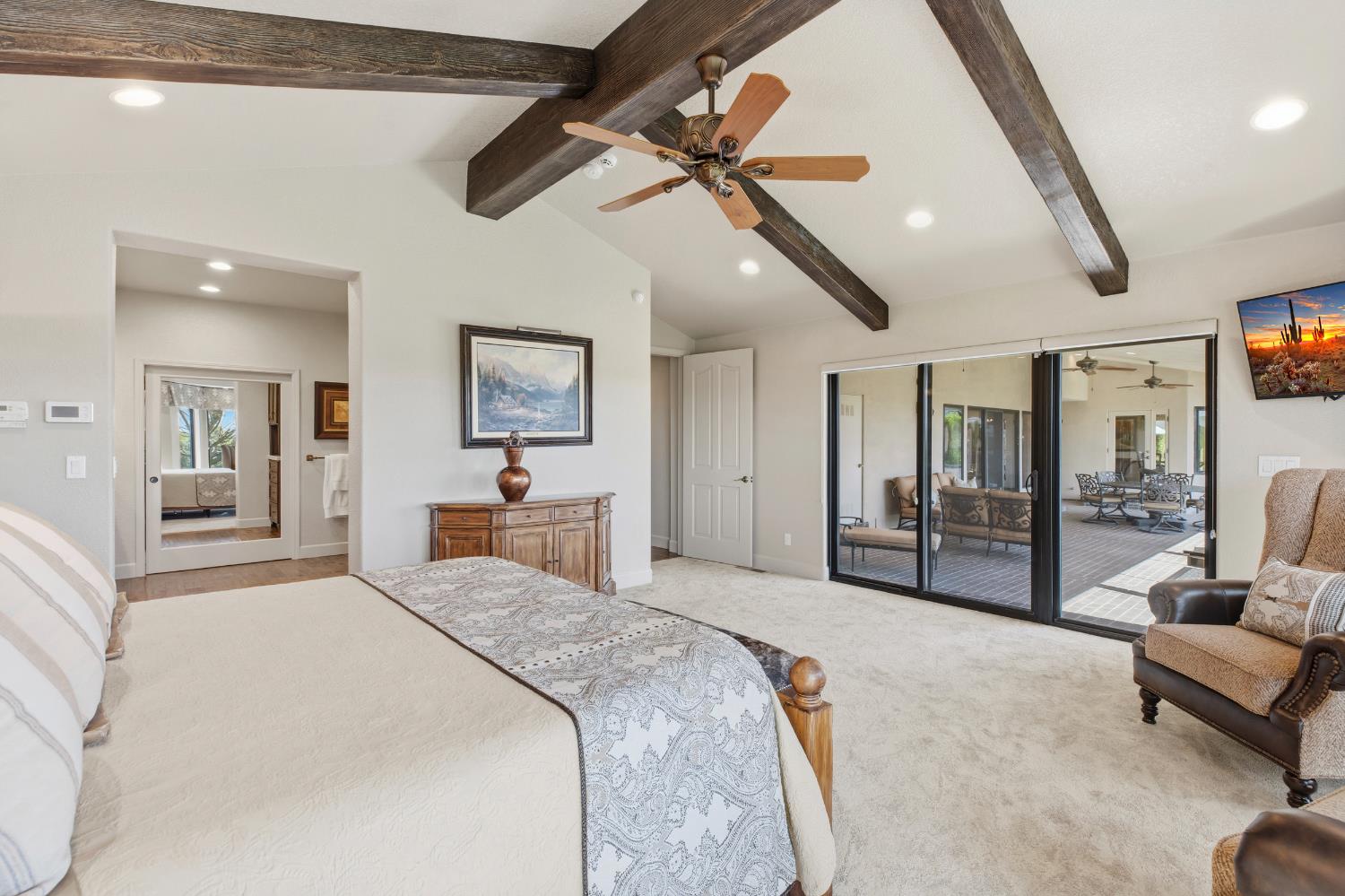 9000 Oak View Dr, Oakdale, CA, 95361, USA, 3 Bedrooms Bedrooms, ,4 BathroomsBathrooms,Residential,Active,9000 Oak View Dr,226038885