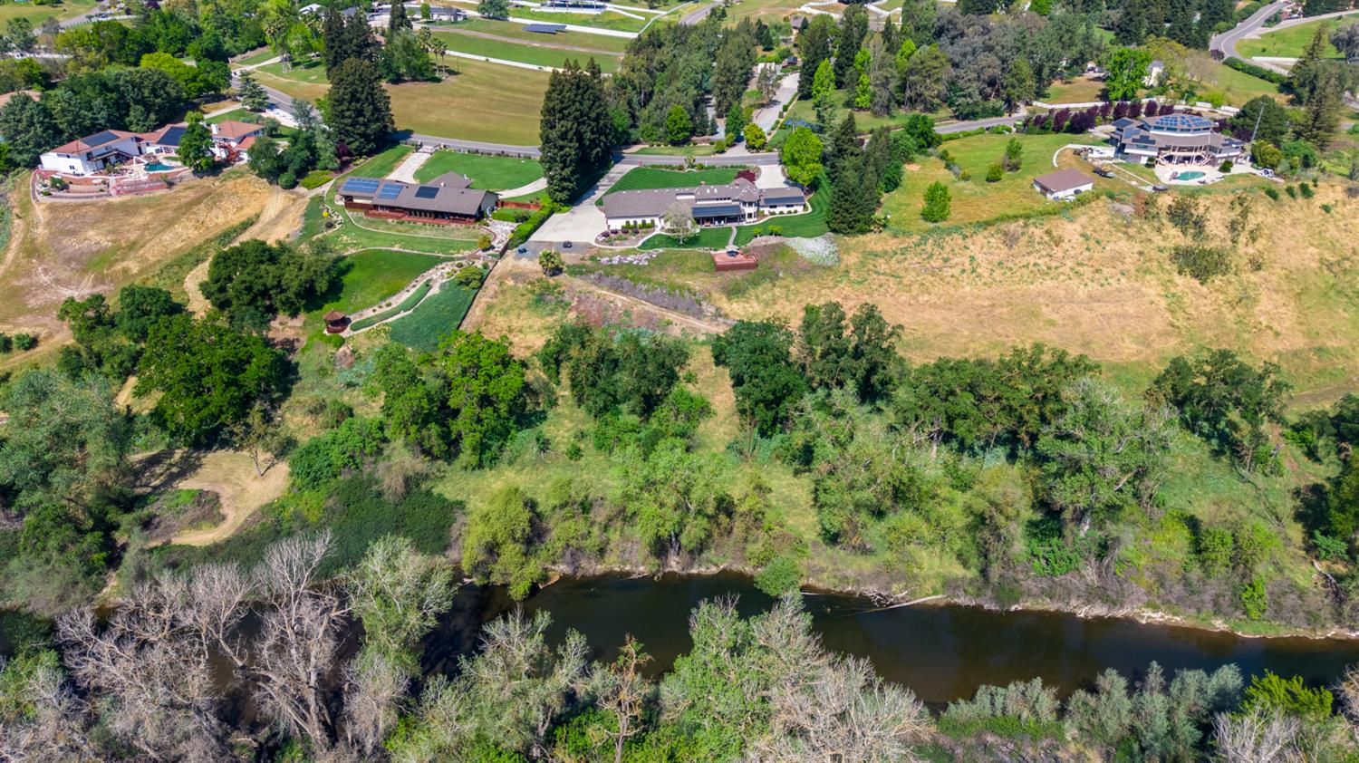 9000 Oak View Dr, Oakdale, CA, 95361, USA, 3 Bedrooms Bedrooms, ,4 BathroomsBathrooms,Residential,Active,9000 Oak View Dr,226038885
