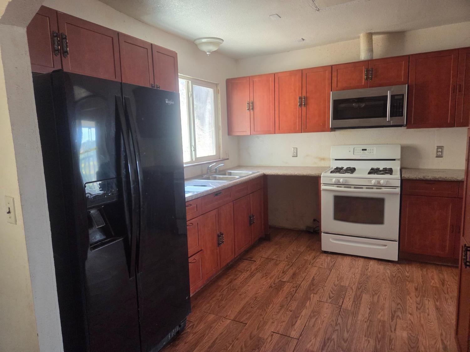 3425 Paint Road