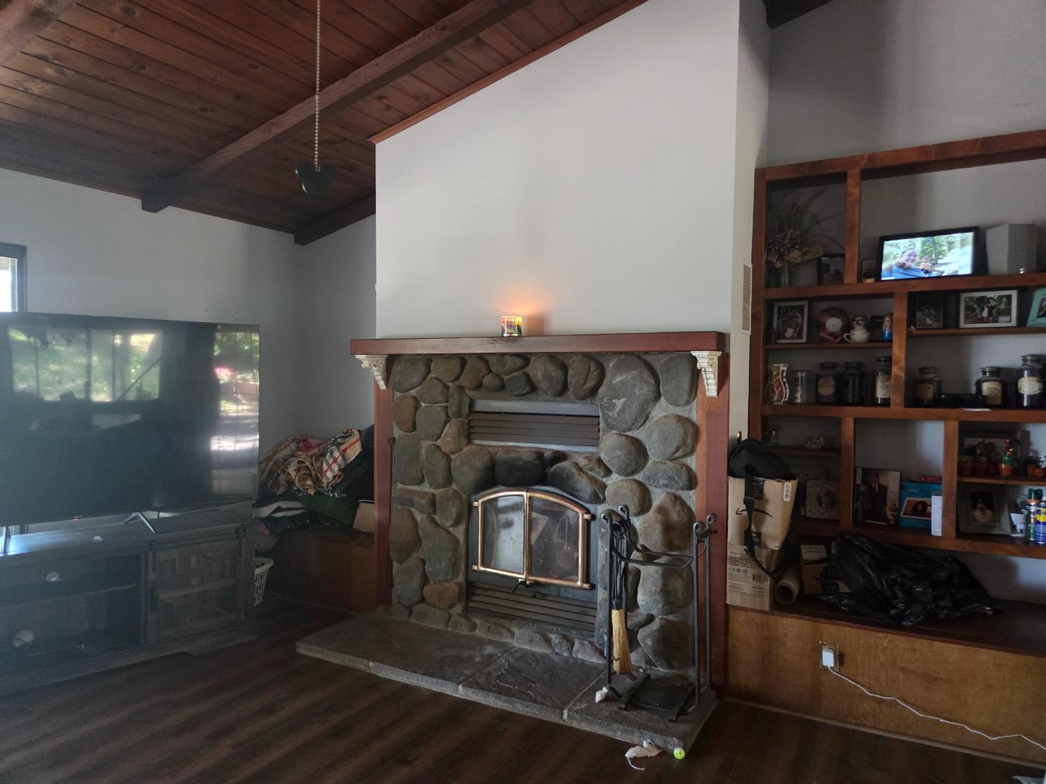 595 Valley Ridge Court