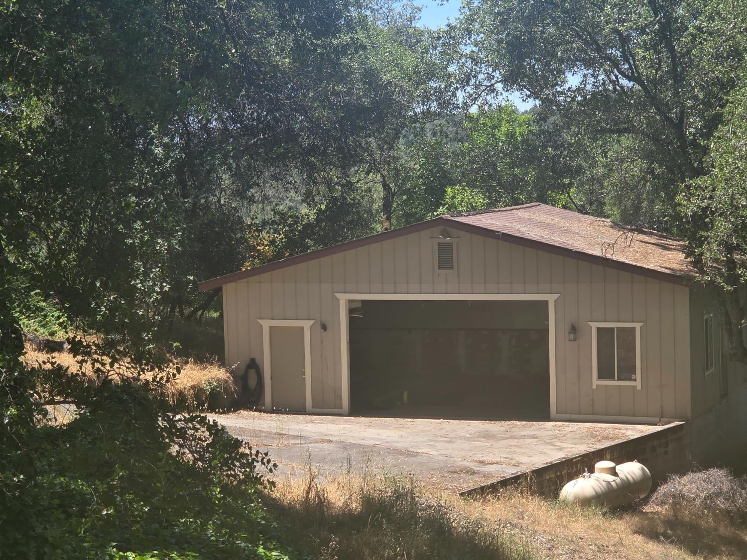 595 Valley Ridge Court